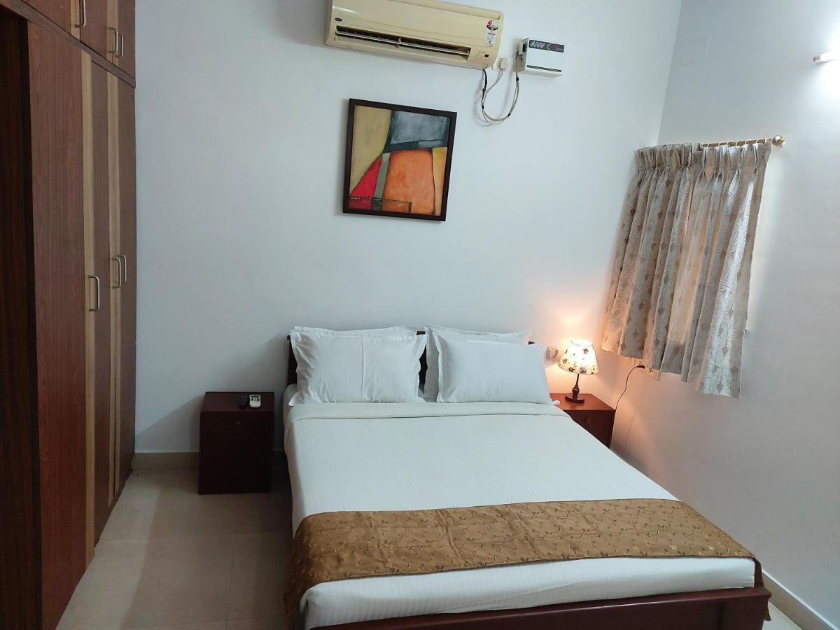 Hotel Avuraa Hospitality India Chennai Exterior foto